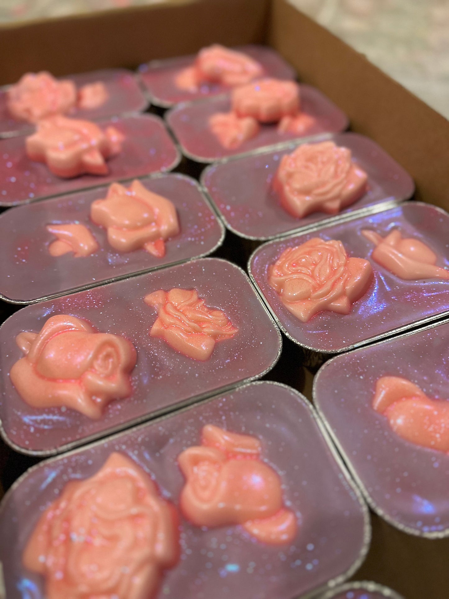 The Holiday embeds, Cupcakes at the Cafe overpour